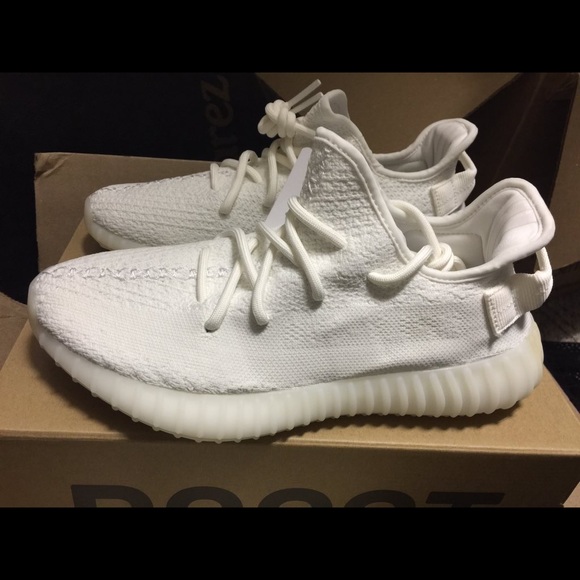 Adidas Yeezy Boost 350 v2 Cream/Triple White mens7 - Picture 2 of 4